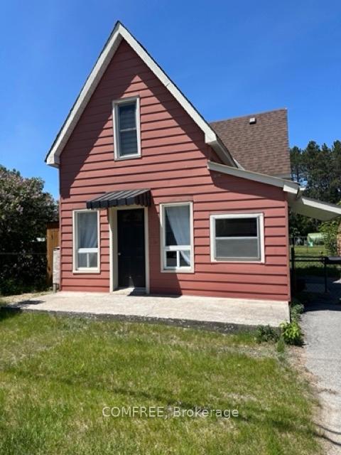 10 Neilson Street, McNab/Braeside, ON, exterior
