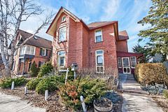 28 Queen Street, Innisfil, ON, exterior