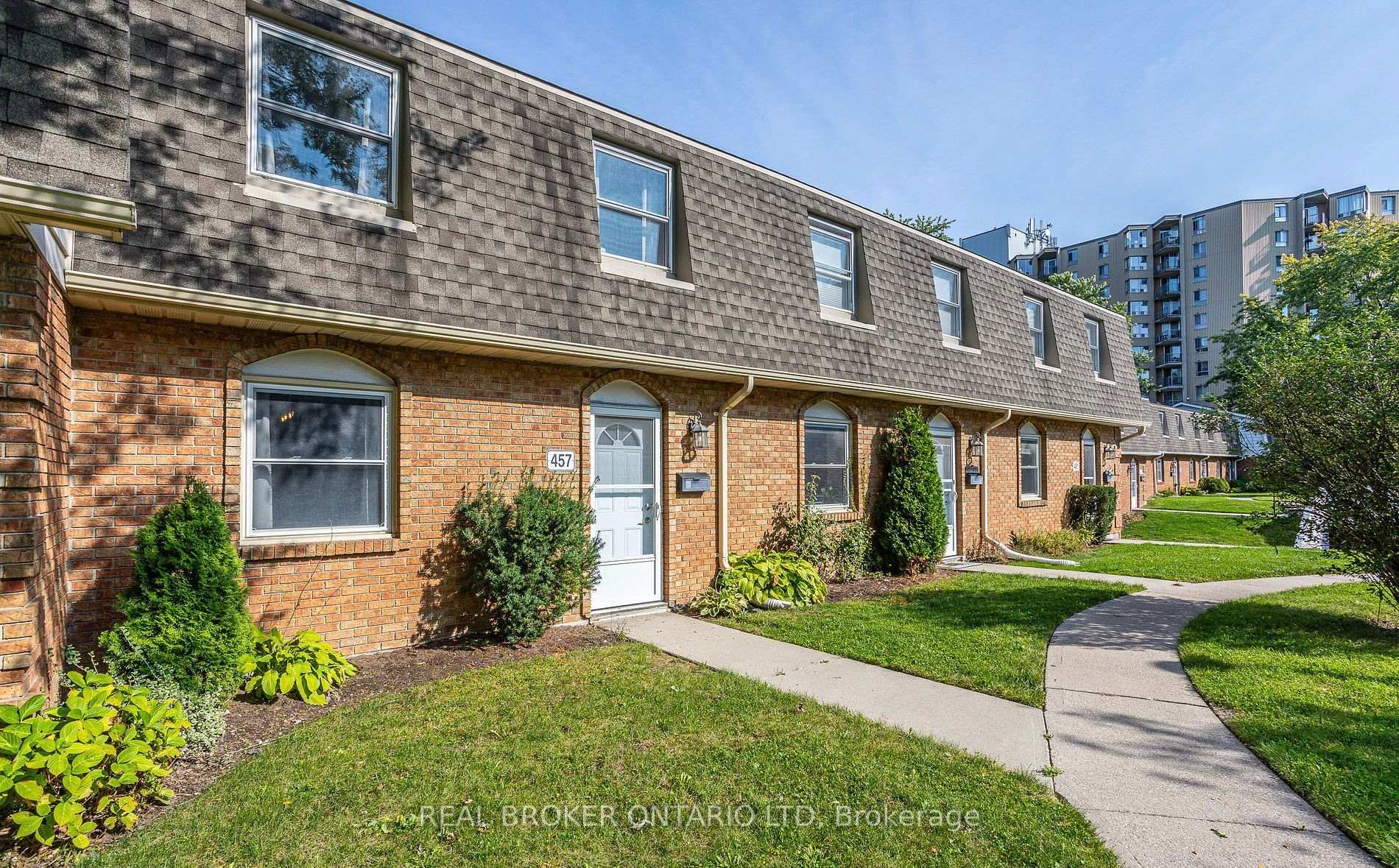 457 Wilkins Street, London South, ON, exterior