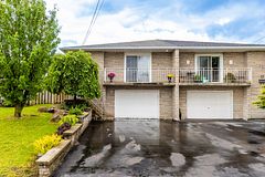 15 Tuna Court, Hamilton, ON, exterior