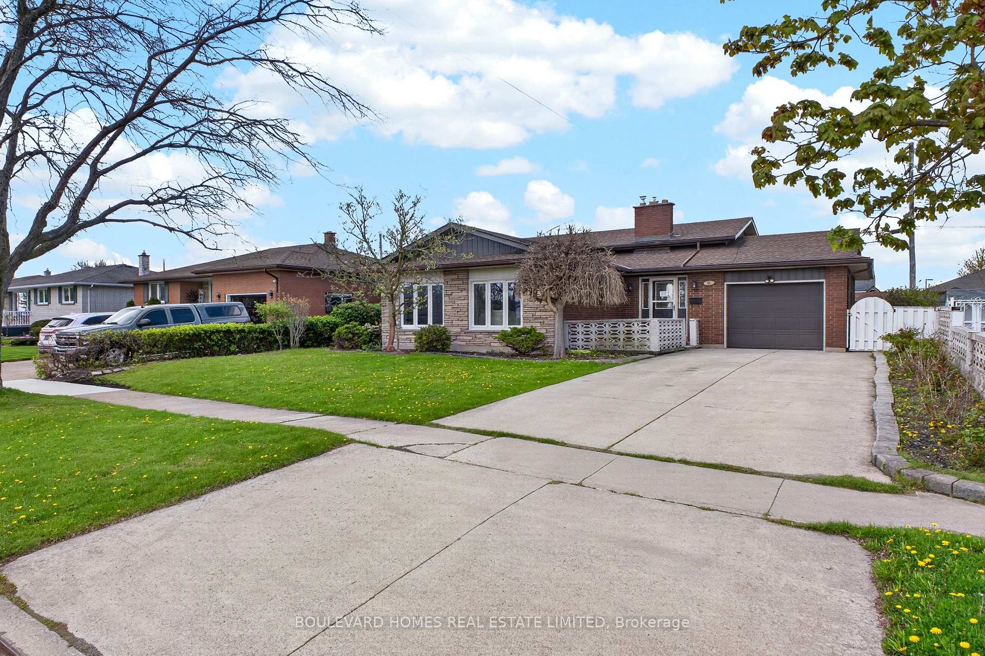 66 Watt Avenue, Welland, ON, exterior