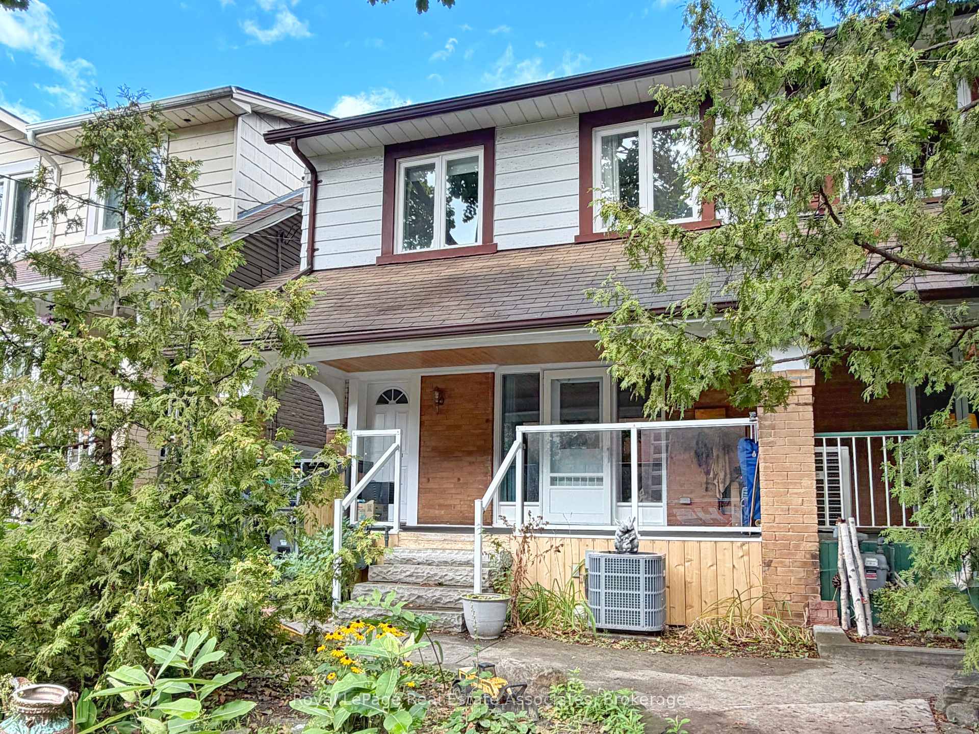 Upper - 157 Glenmore Road, Toronto E02, ON, exterior