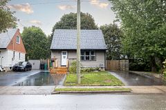 102 Stewart Avenue, Cambridge, ON, exterior