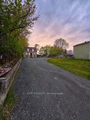 394-406 Regent Street, Hawkesbury, ON, exterior