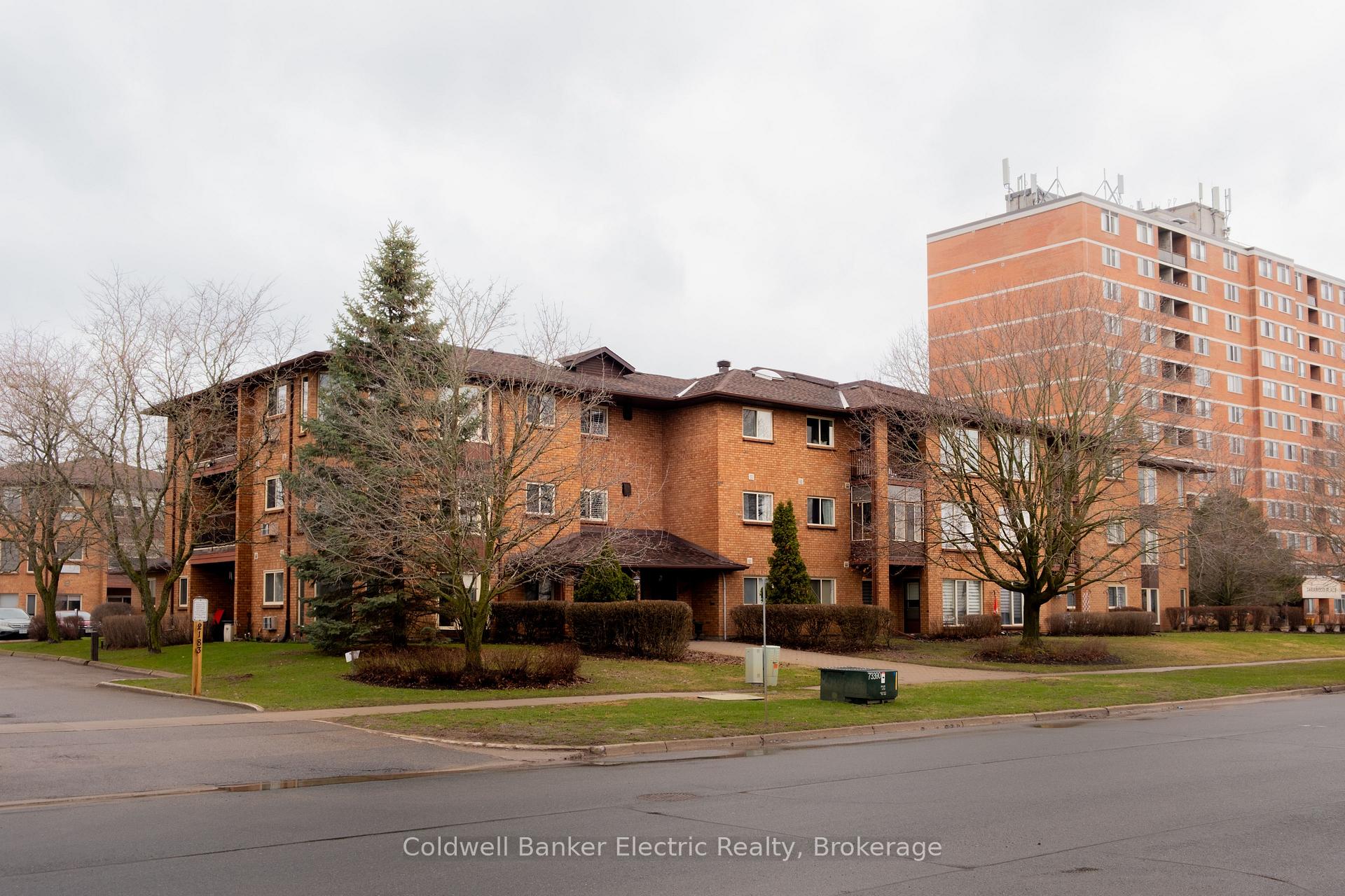 105 - 2185 Walker Avenue, Peterborough, ON, exterior