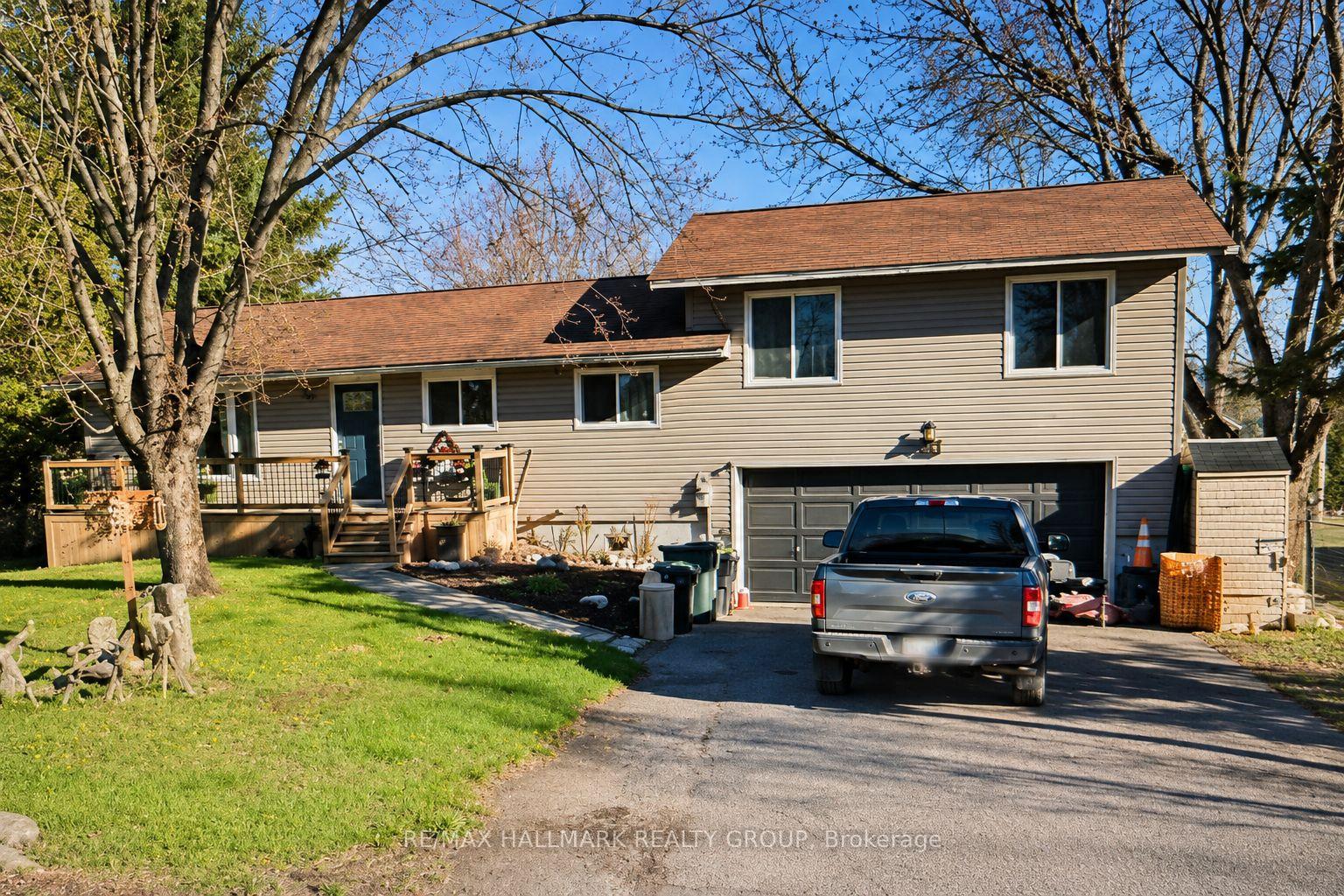 244 Kedey Street, Carp - Dunrobin - Huntley - Fitzroy and Area, ON, exterior