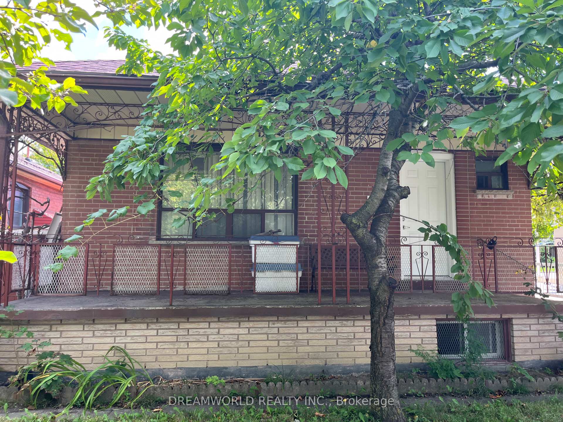 167 Redwater Drive, Toronto W10, ON, exterior