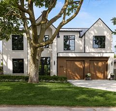 203 Weybourne Road, Oakville, ON, exterior