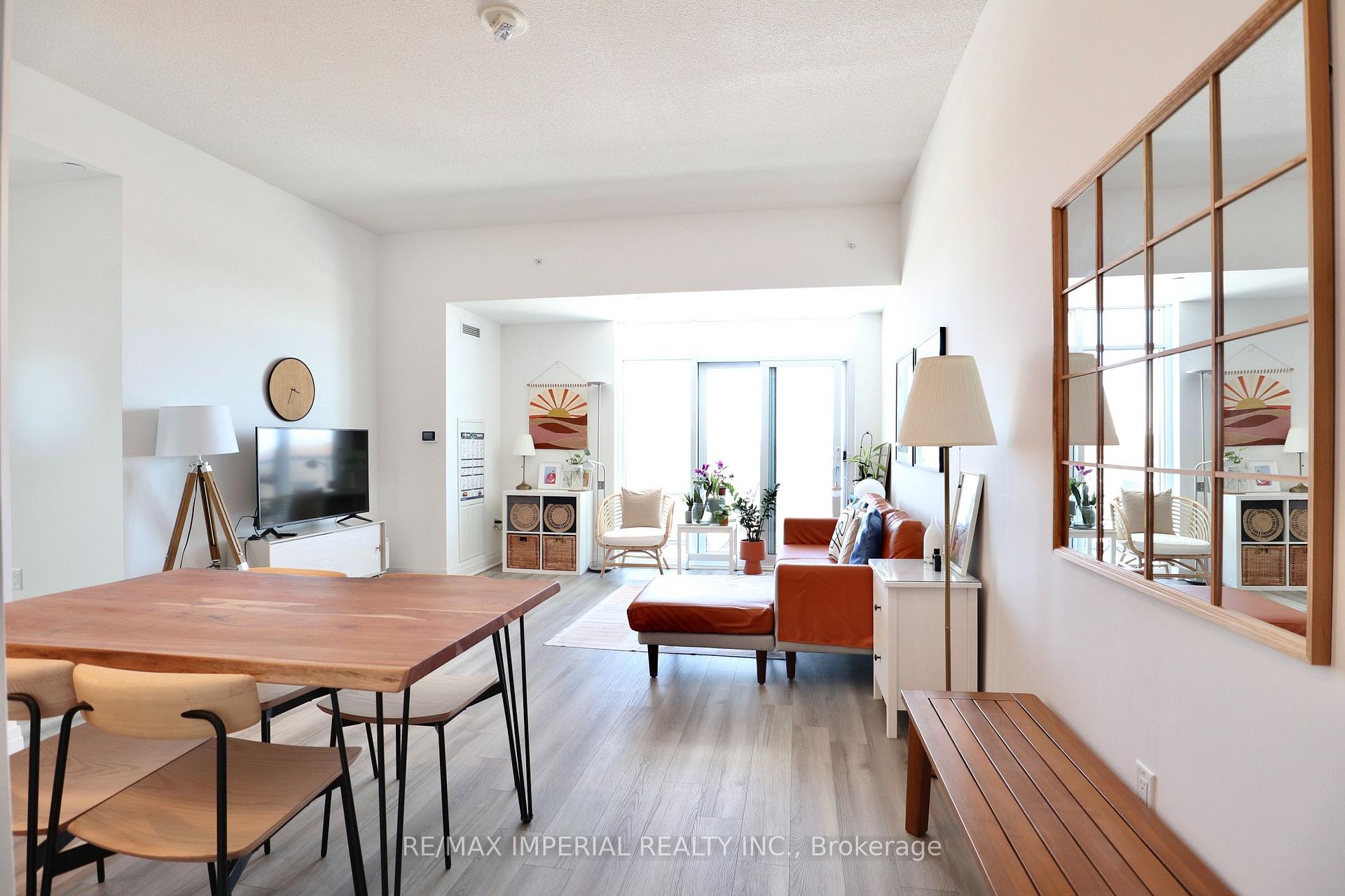 402 - 3220 Sheppard Avenue E, Toronto E05, ON, exterior