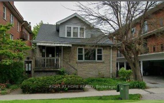 995 Main Street E, Hamilton, ON, exterior