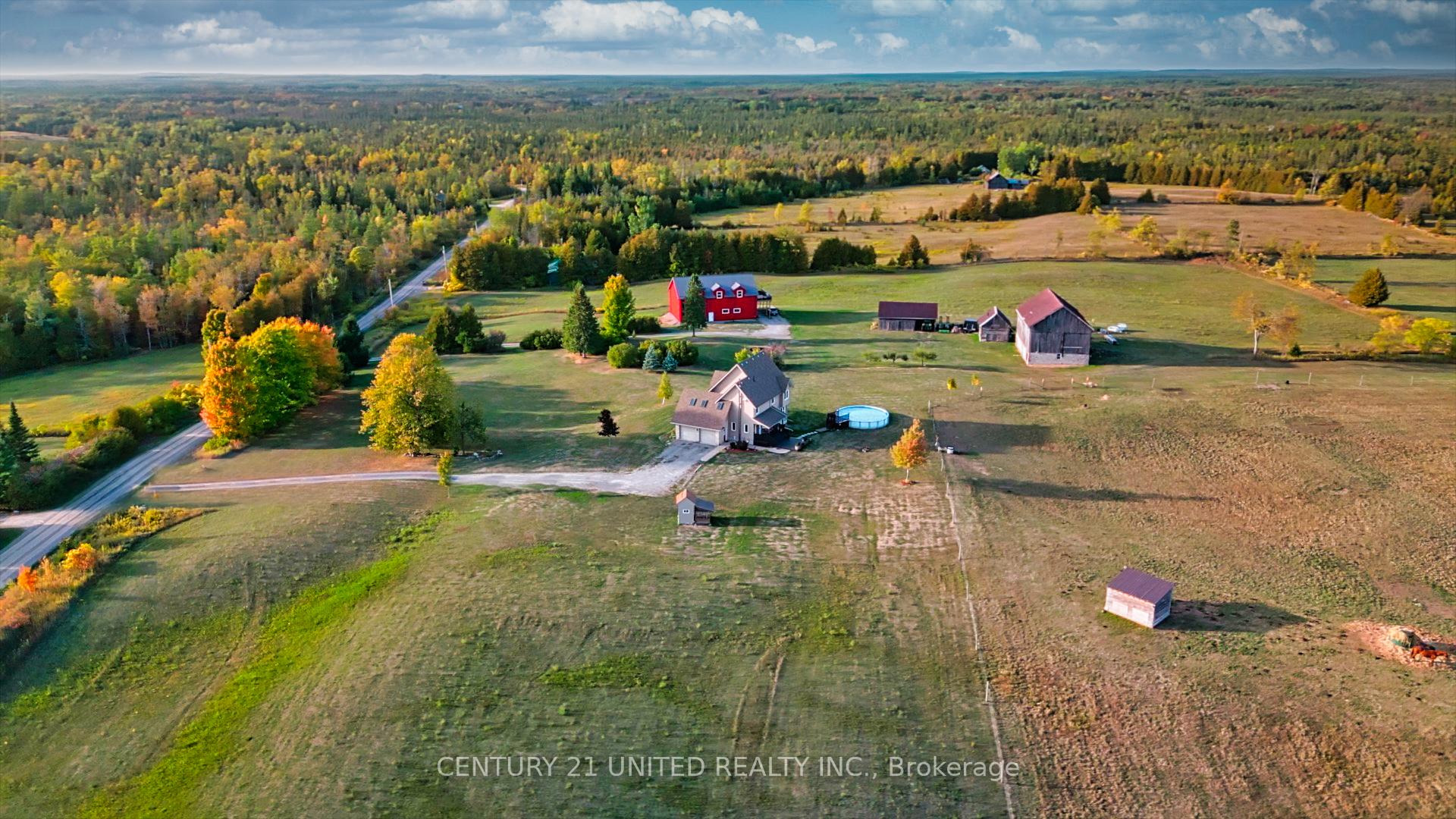 257 10th Line Rd South Dummer Road, Douro-Dummer, ON, exterior
