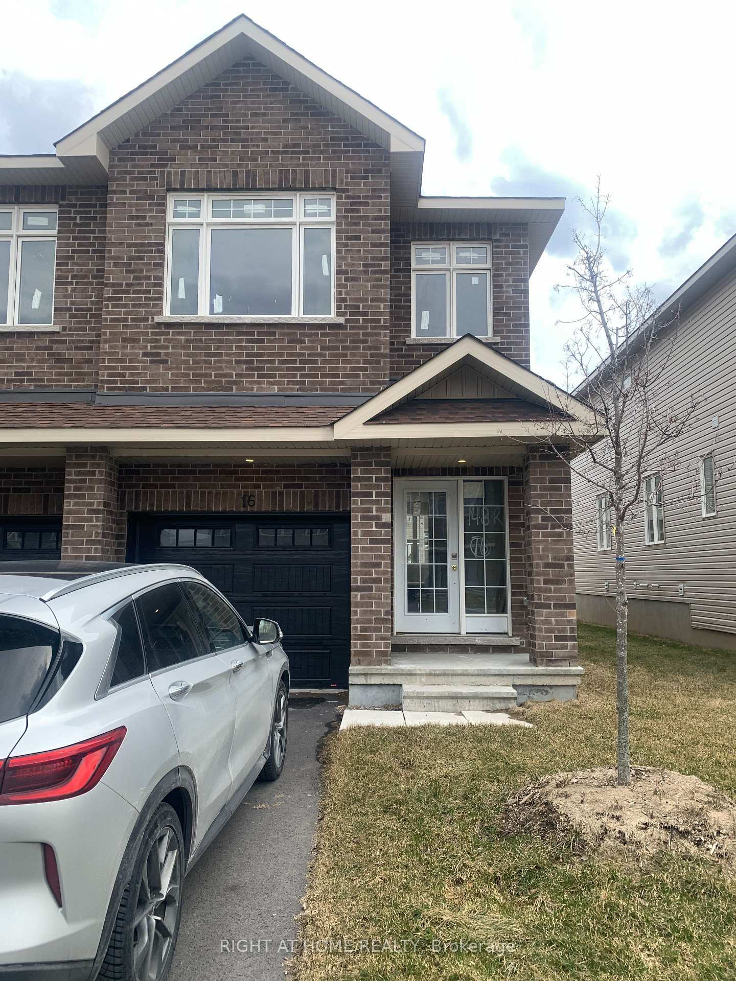 16 Wylie Way, Carleton Place, ON, exterior