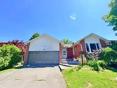 289 Plymouth Trail, Newmarket, ON, exterior