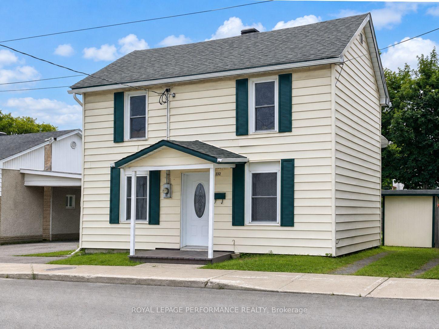 232 Regent Street, Hawkesbury, ON, exterior