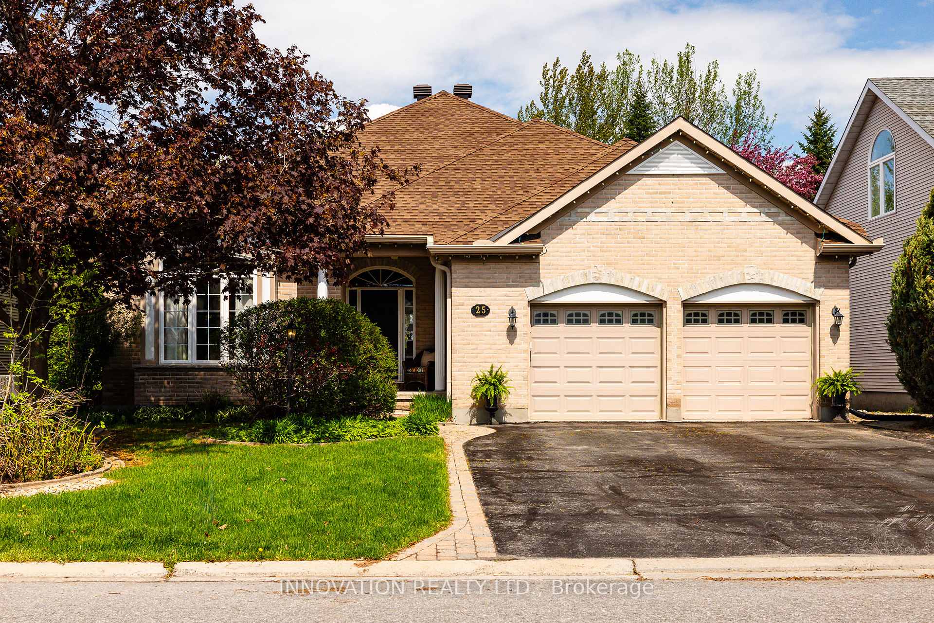 25 Kyle Avenue, Stittsville - Munster - Richmond, ON, exterior