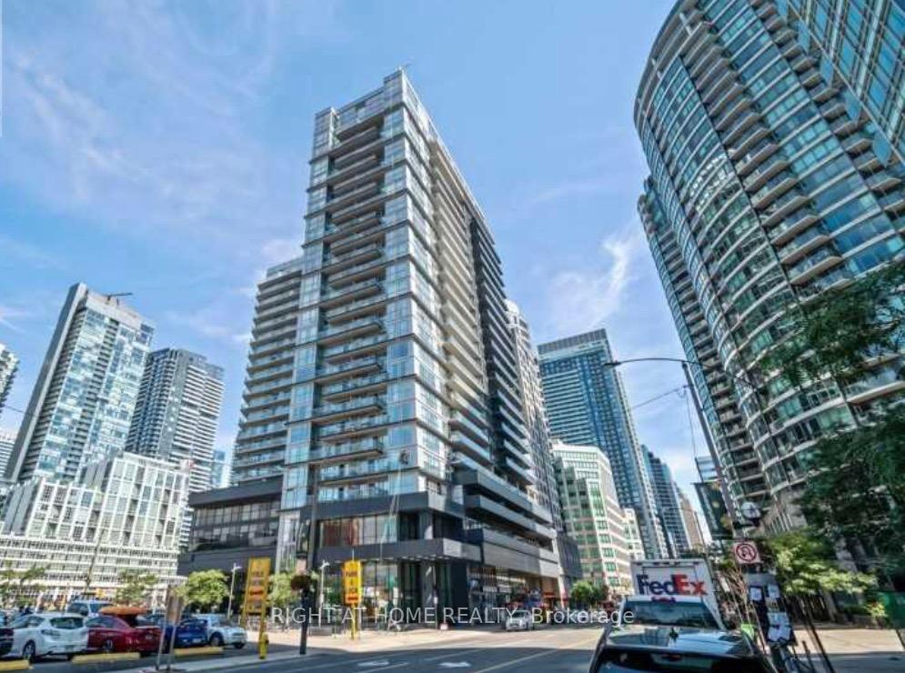 1918 - 352 Front Street W, Toronto C01, ON, exterior