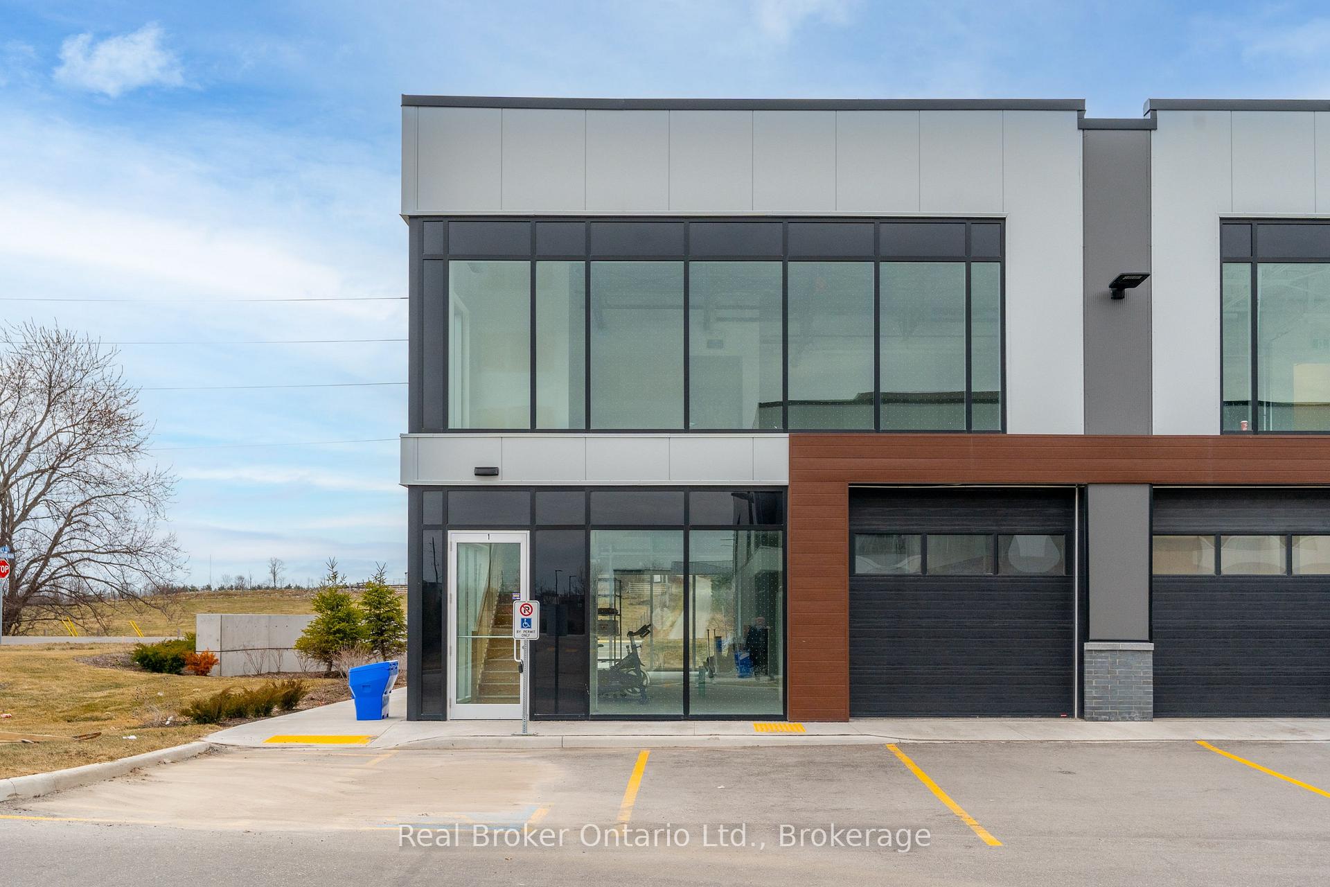 1 - 595 Hanlon Creek Boulevard, Guelph, ON, exterior