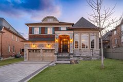 8 Chapel Gully Trail, King, ON, exterior