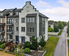 798 New Amherst Boulevard, Cobourg, ON, exterior