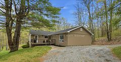 606 Black River Road, Tweed, ON, exterior