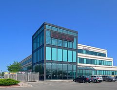 300 - 1091 Gorham Street, Newmarket, ON, exterior