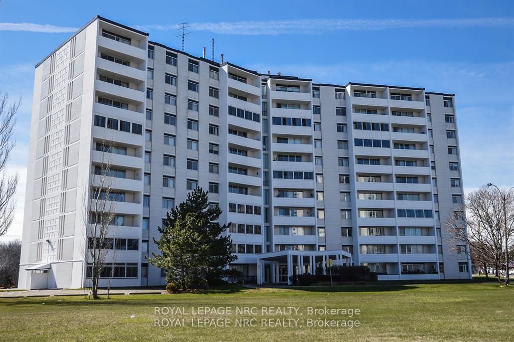 1107 - 35 Towering Heights Boulevard, St. Catharines, ON, exterior