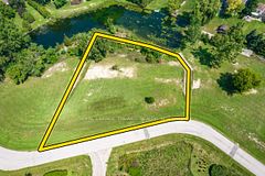9944 Eric Street, Lambton Shores, ON, exterior