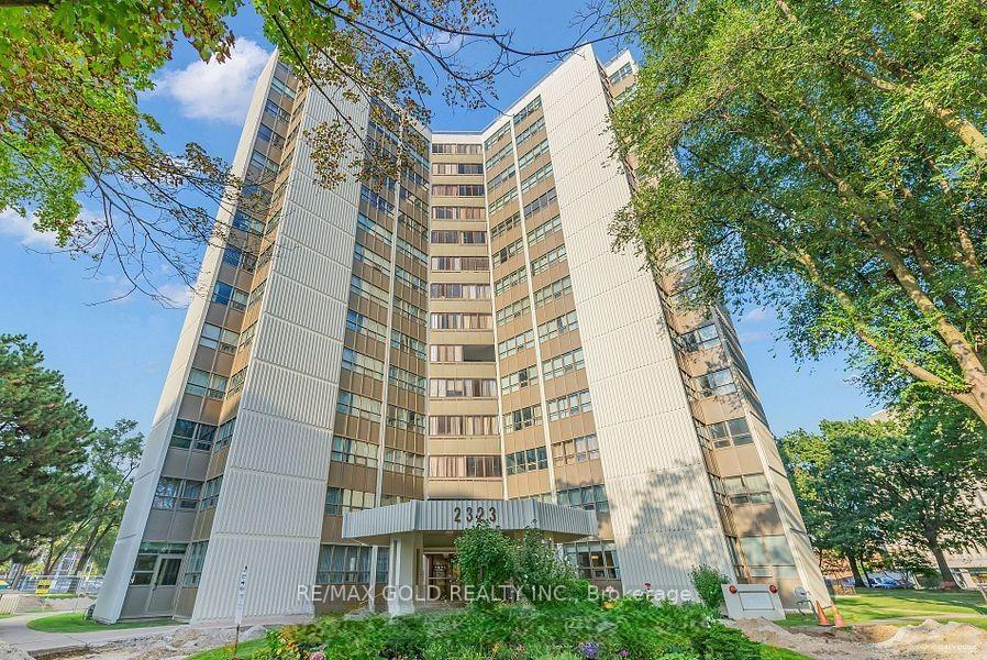 1204 - 2323 Confederation Parkway, Mississauga, ON, exterior