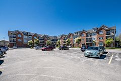 202 - 16 Westbury Road, Wasaga Beach, ON, exterior