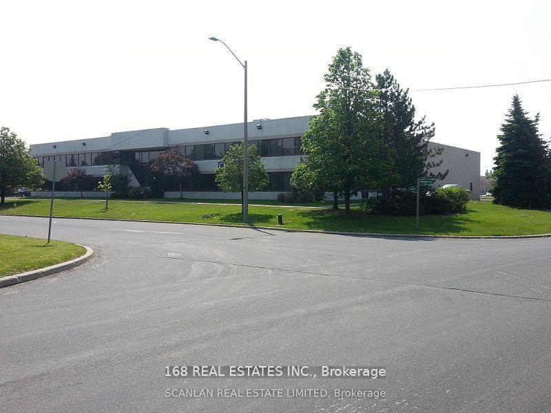 2 - 215 Konrad Crescent, Markham, ON, exterior