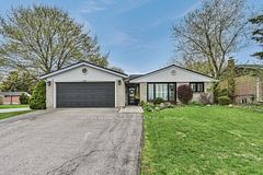 207 Yeates Avenue, Barrie, ON, exterior
