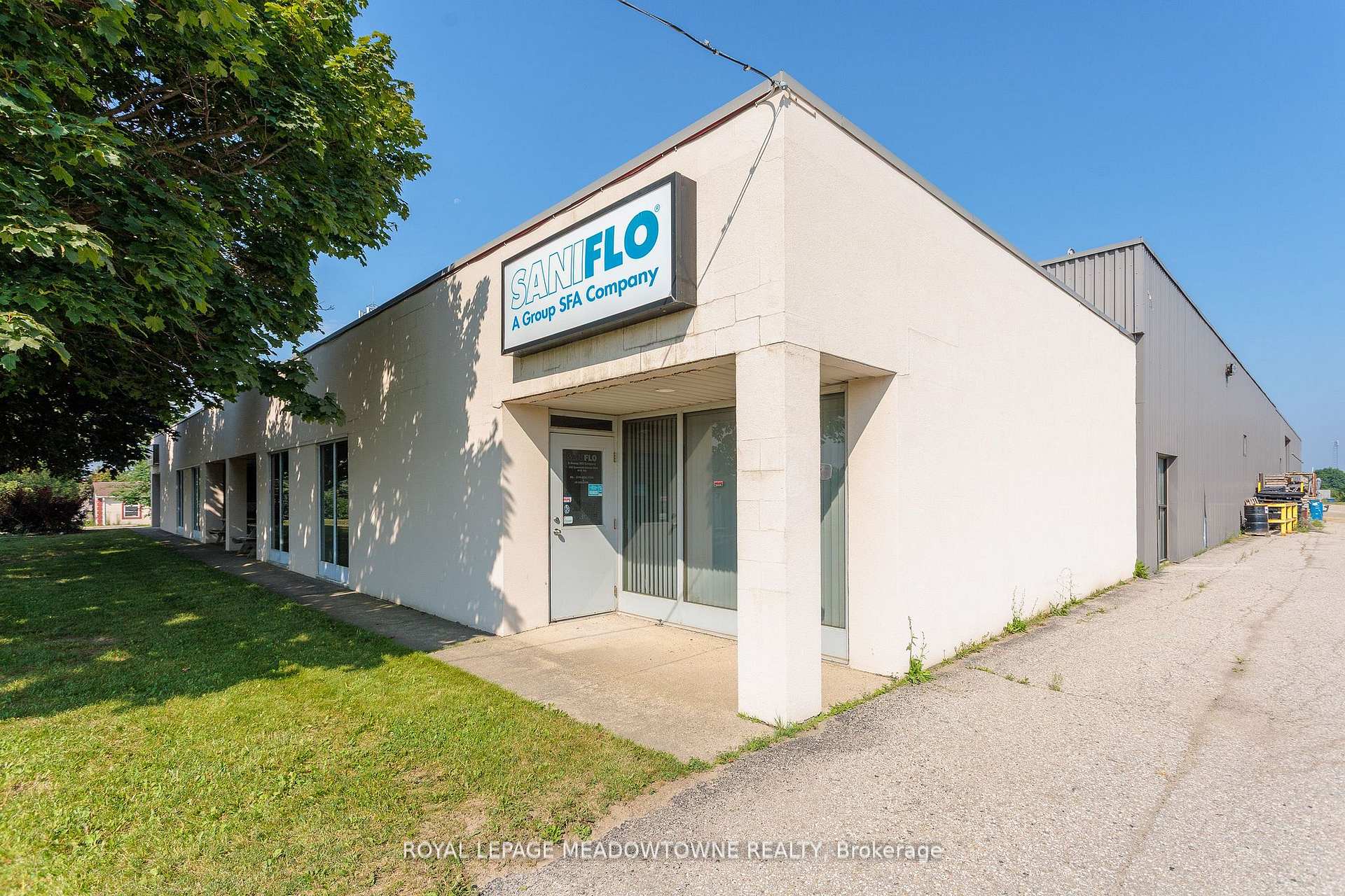 D - 685 Speedvale Avenue, Guelph, ON, exterior