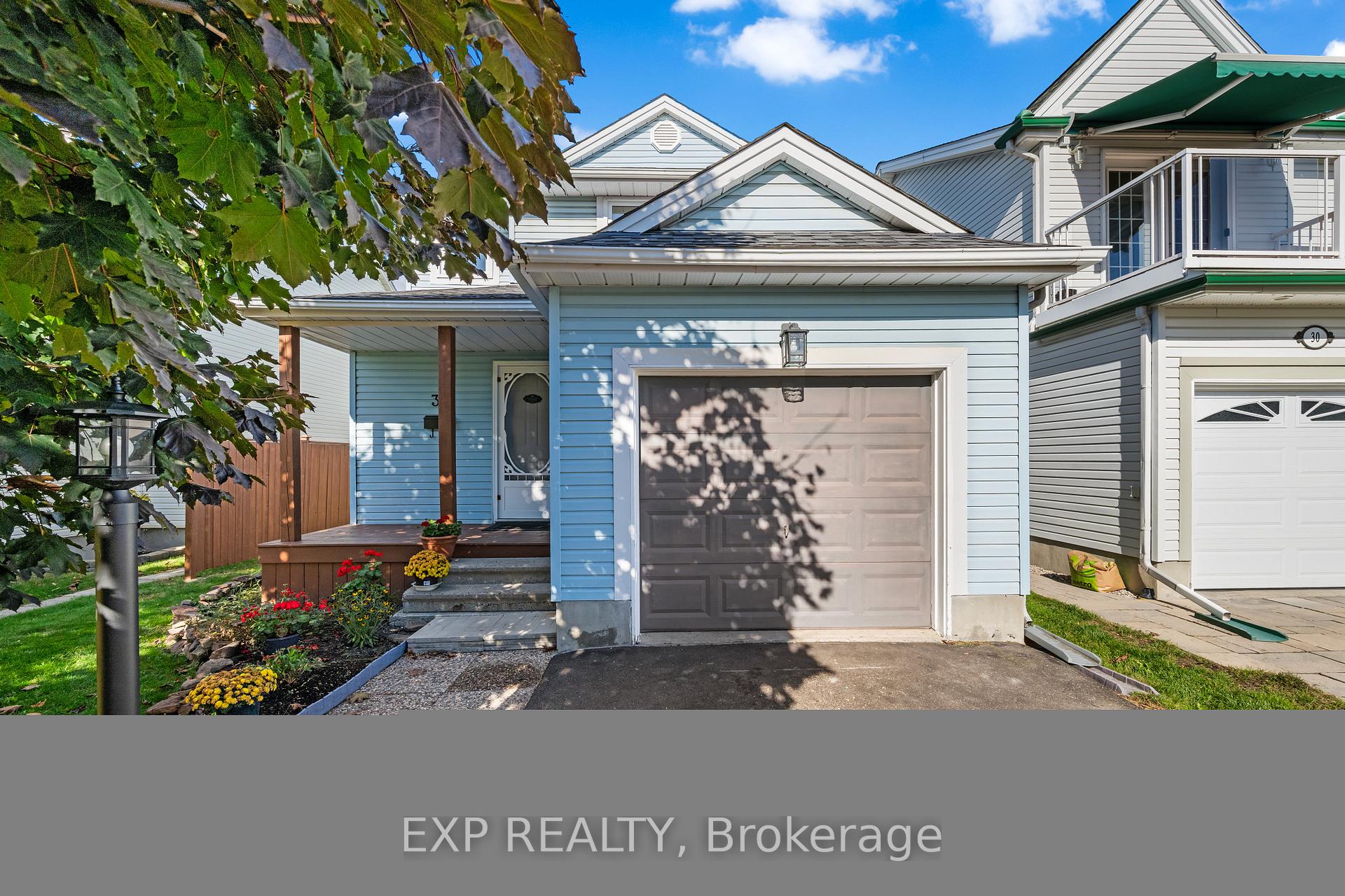 32 Peacock Crescent, Barrhaven, ON, exterior