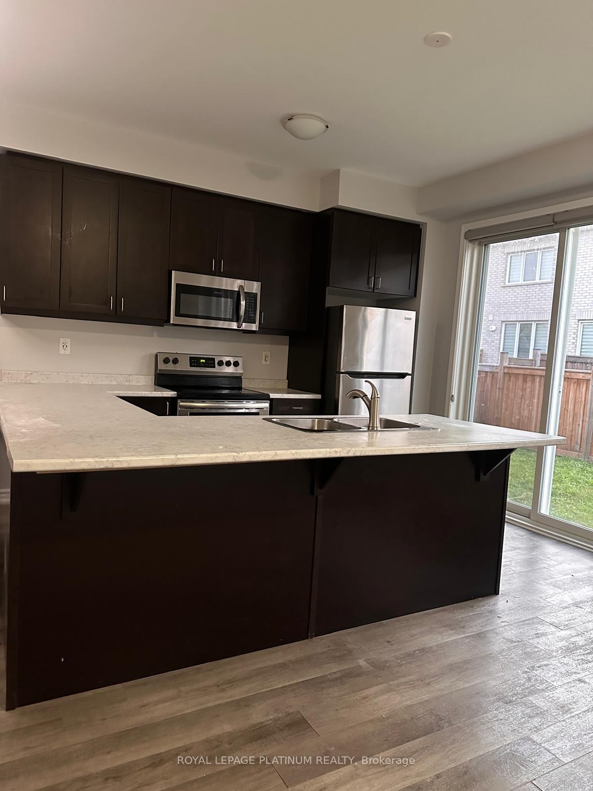 795 Proud Drive, Milton, ON, exterior