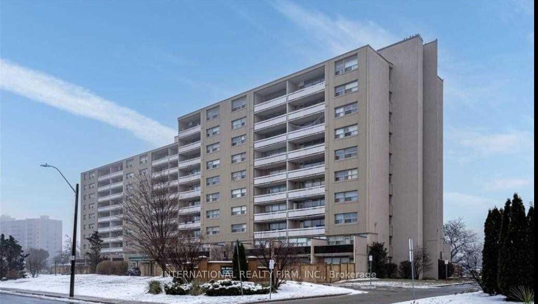 301 - 15 Albright Road, Hamilton, ON, exterior