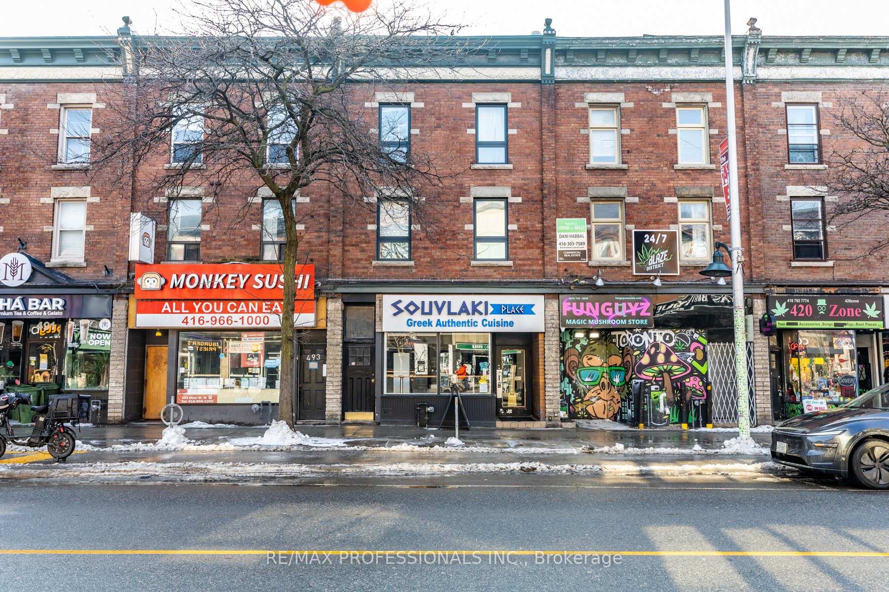 495 Bloor Street W, Toronto C01, ON, exterior