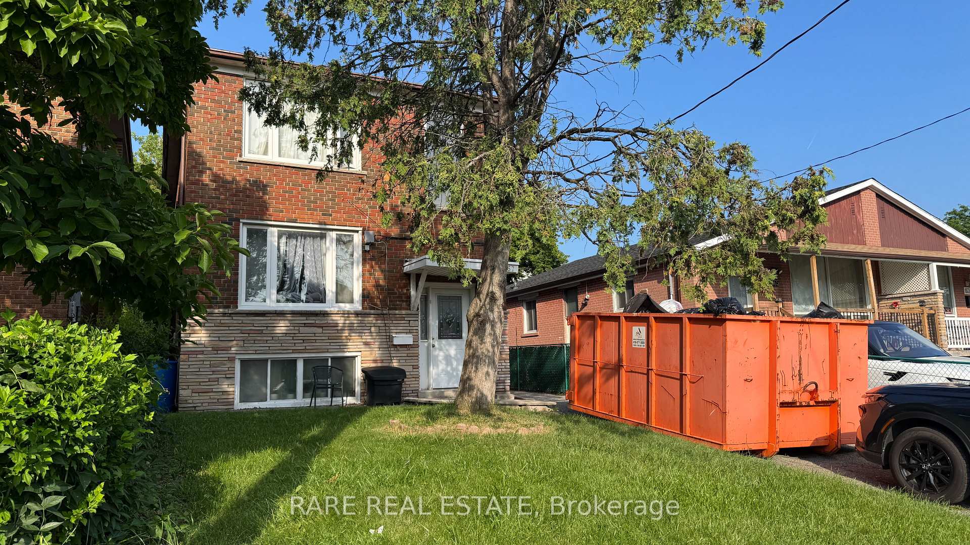 167 Magnolia Avenue, Toronto E04, ON, exterior