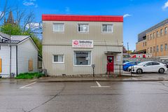 42 George Street, Brockville, ON, exterior