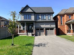 166 Crombie Street, Clarington, ON, exterior