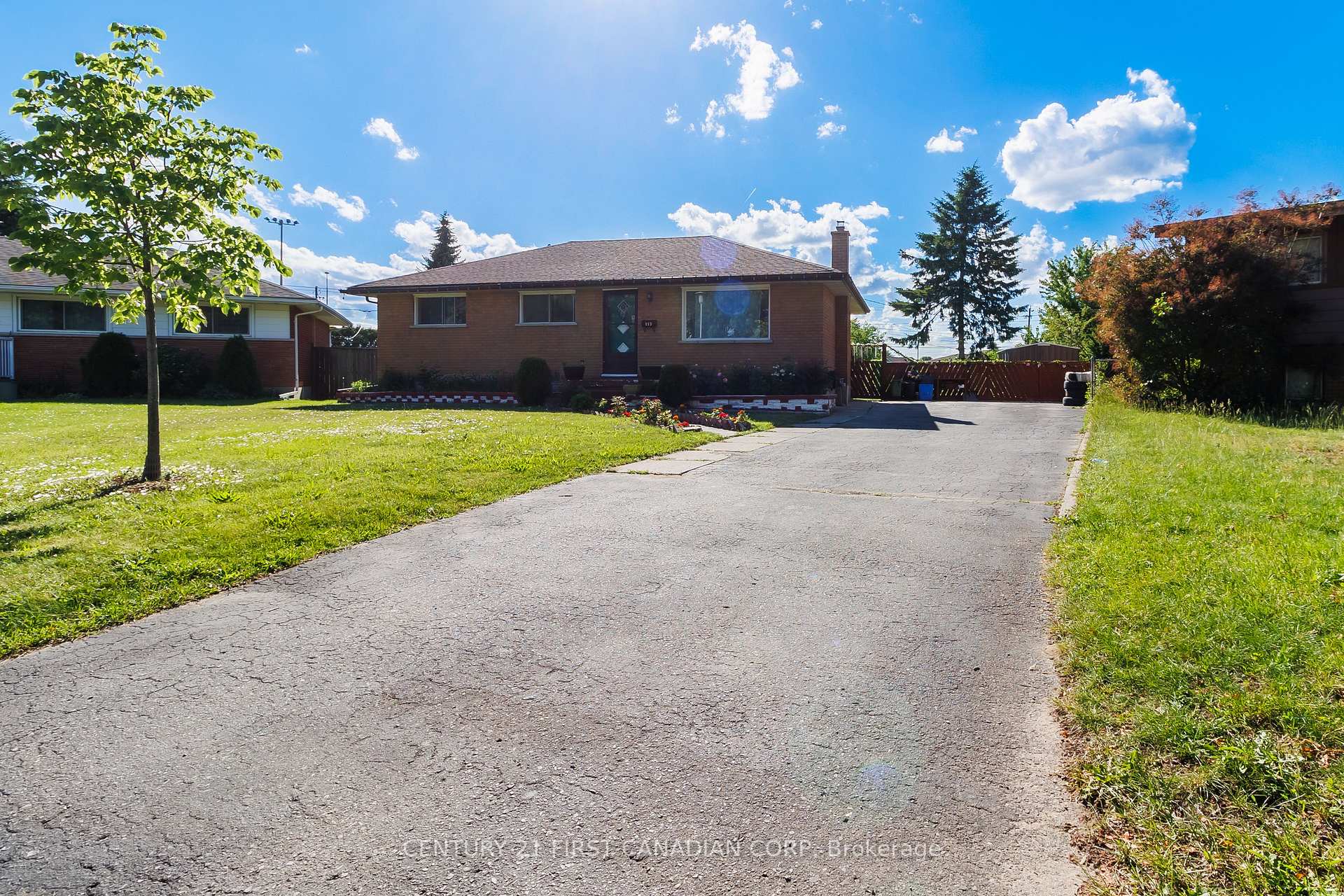 117 Goldwick Crescent, London East, ON, exterior