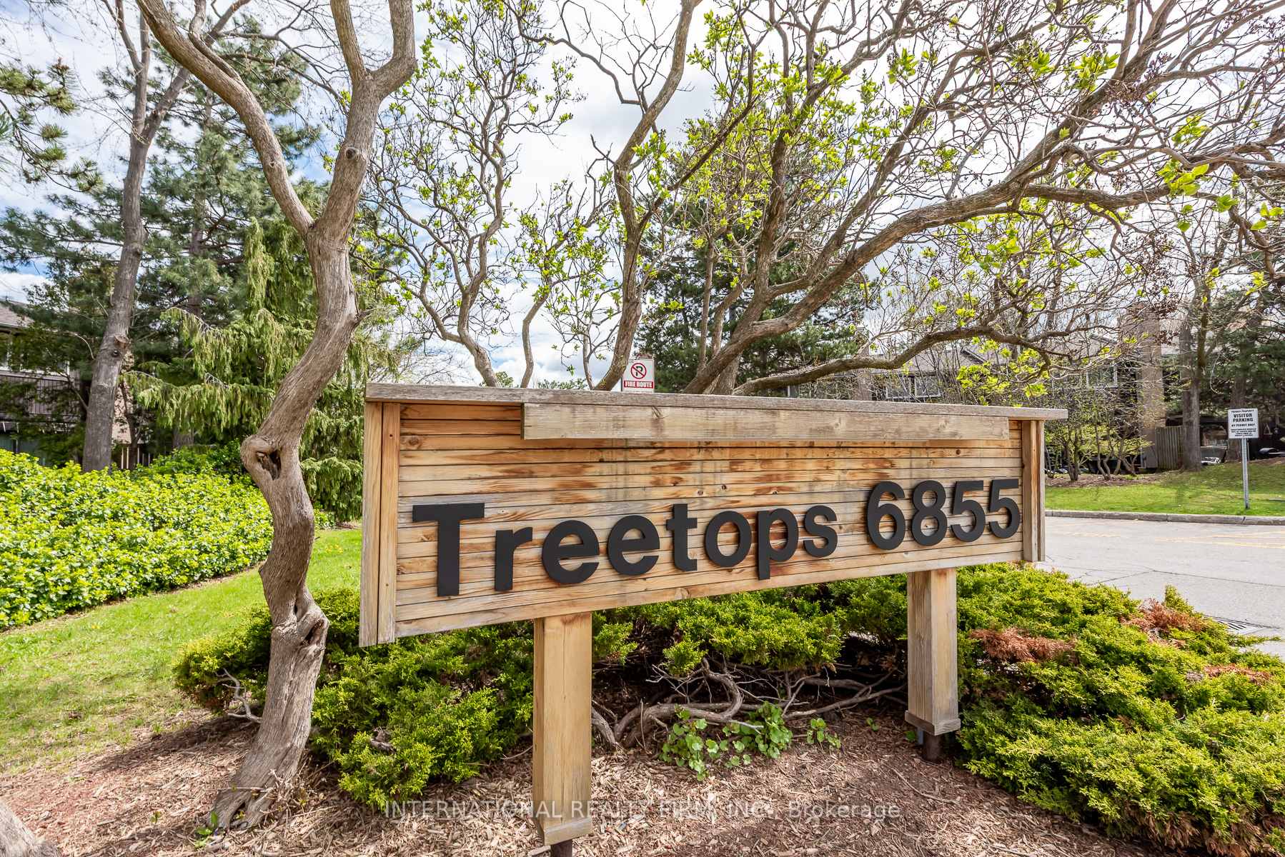 15 - 6855 Glen Erin Drive, Mississauga, ON, exterior