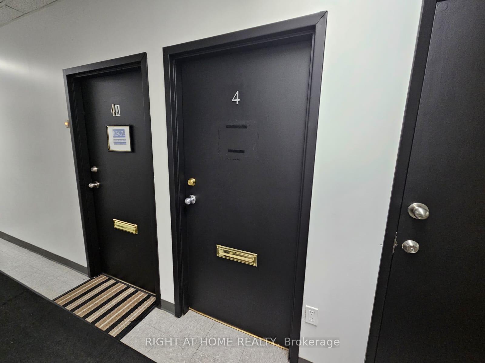 #2-4 - 1646 Victoria Park Avenue, Toronto C13, ON, exterior