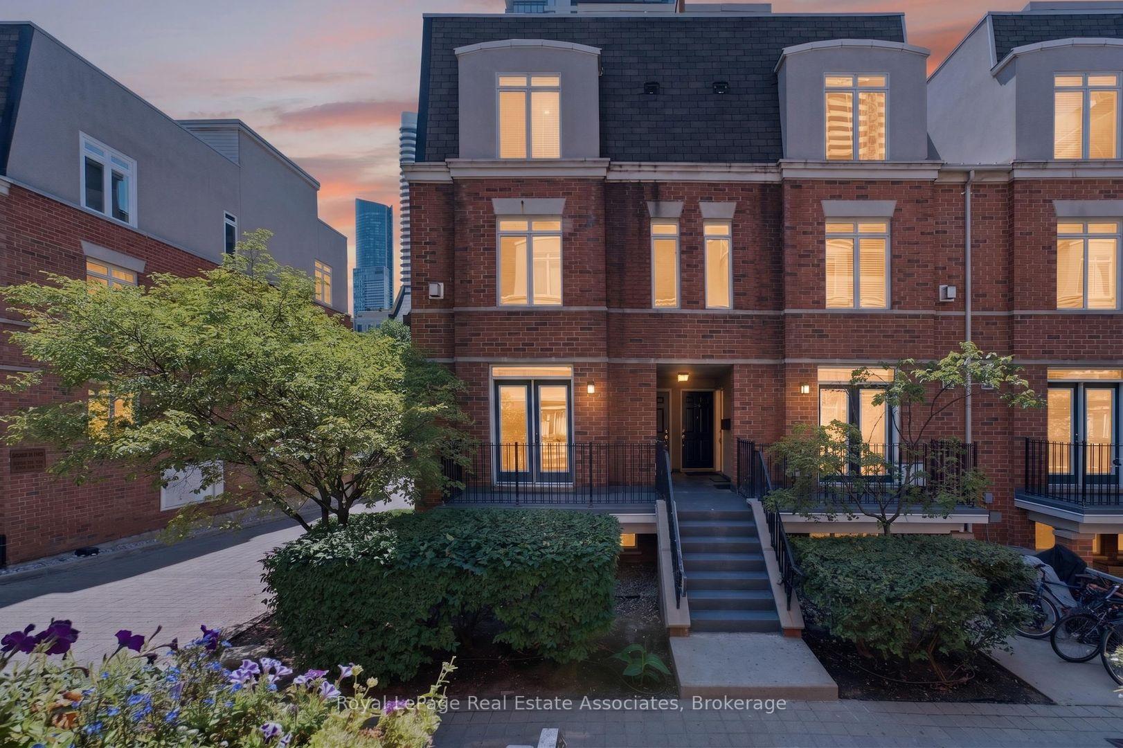 206 - 415 Jarvis Street, Toronto C08, ON, exterior