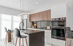 2 - 16 Minto Street, Toronto E01, ON, exterior