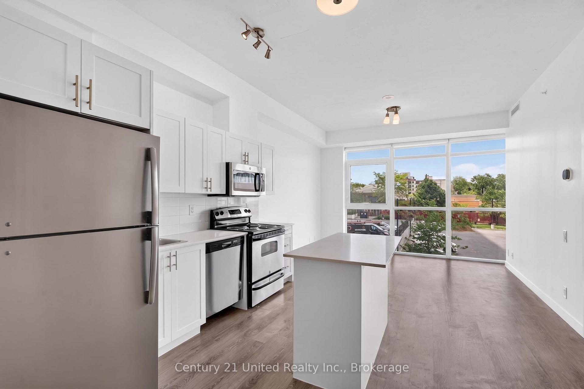 422 - 100 Bond Street E, Oshawa, ON, exterior