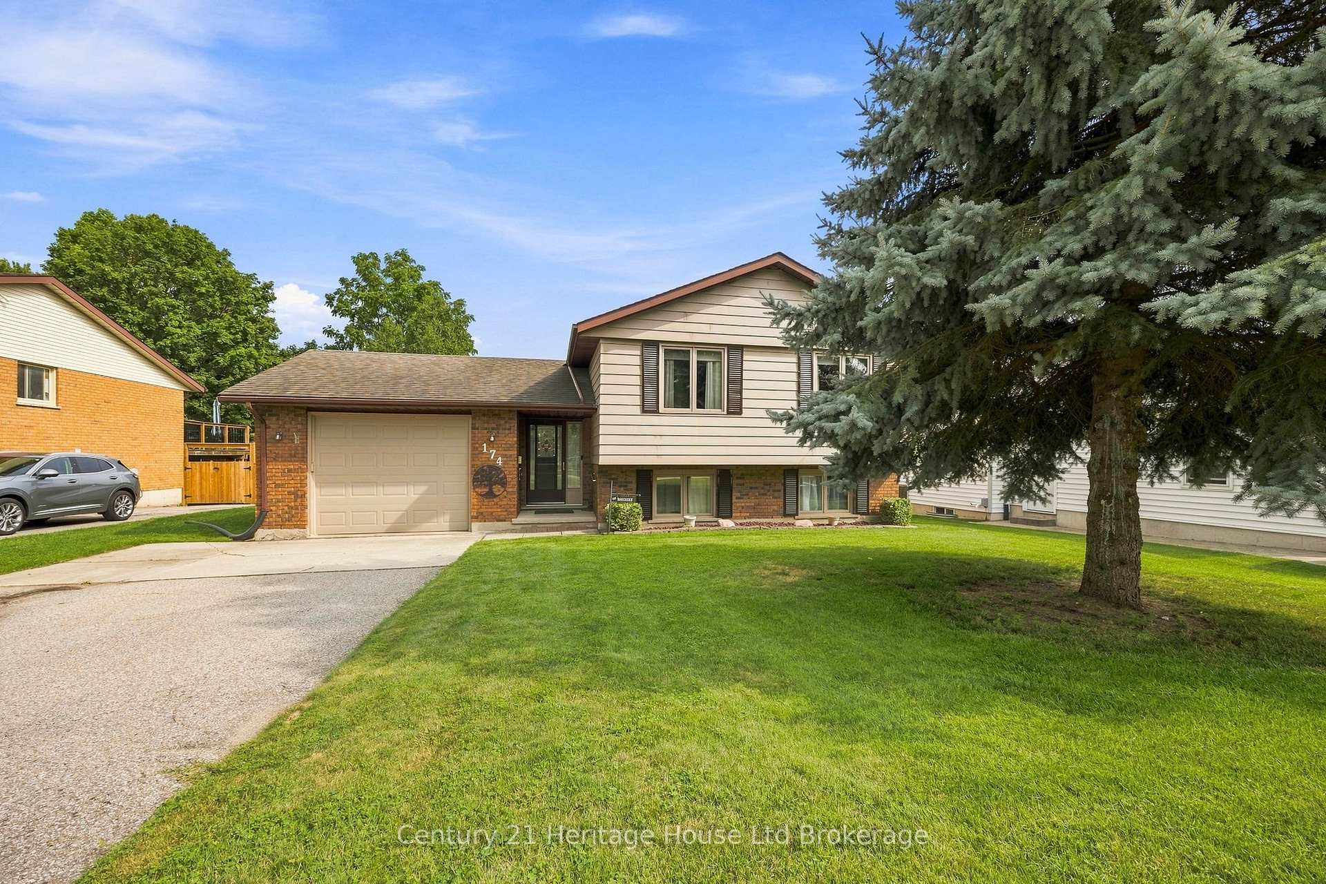 174 Metcalfe Street, Ingersoll, ON, exterior