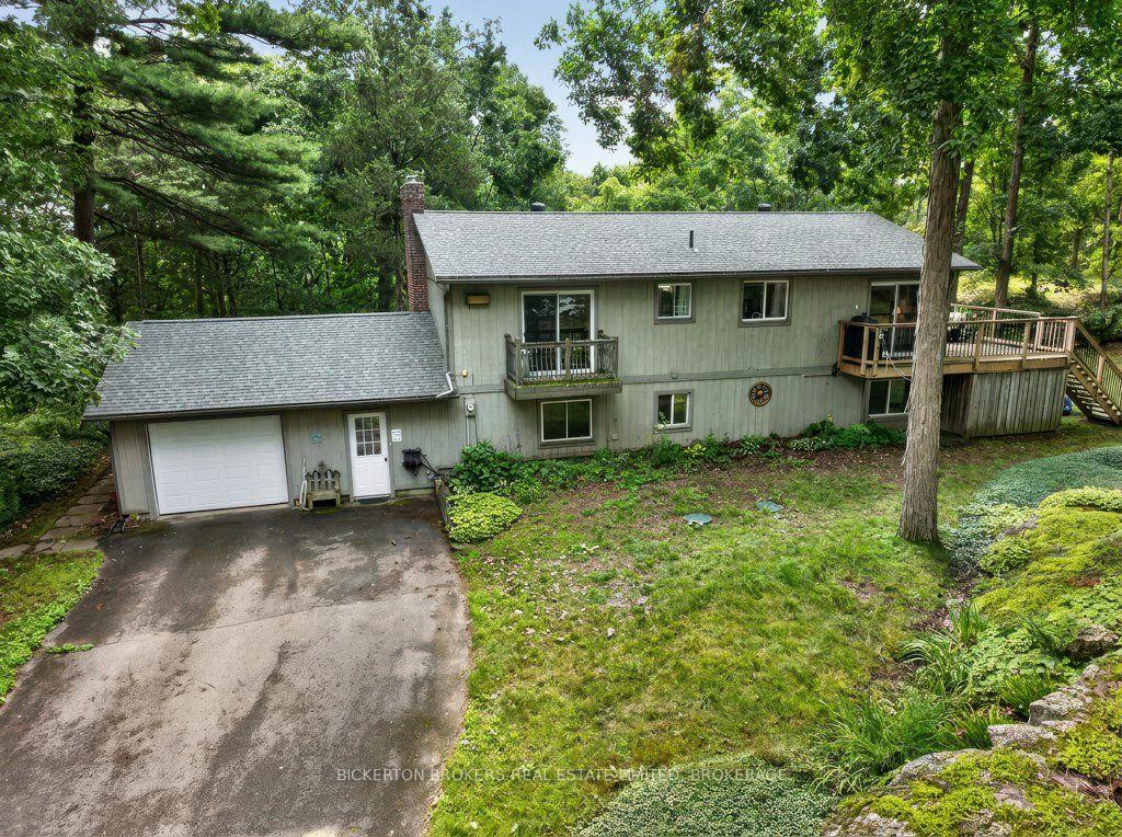 237 Old River Road, Leeds and the Thousand Islands, ON, exterior