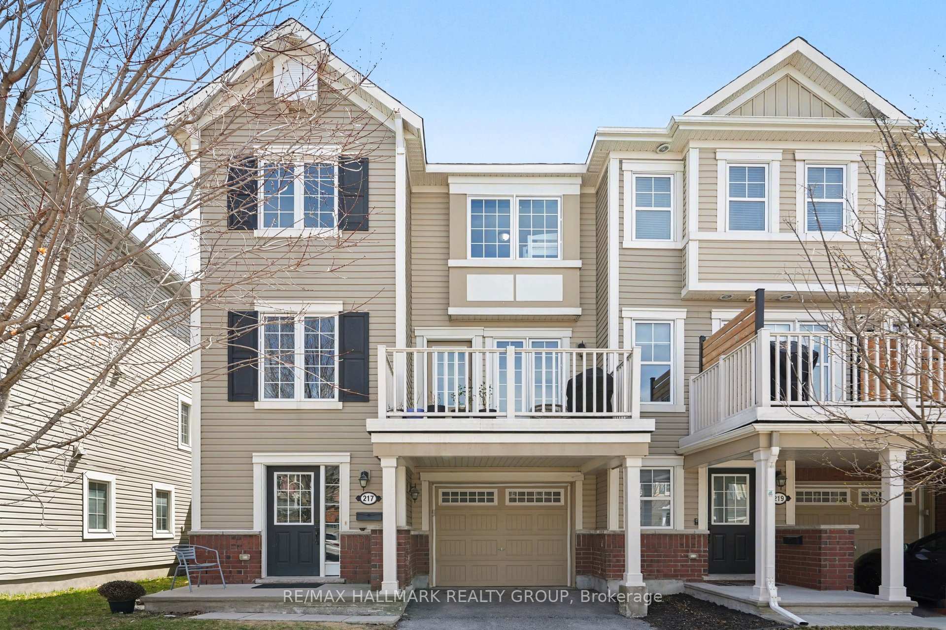 217 Bensinger Way, Stittsville - Munster - Richmond, ON, exterior