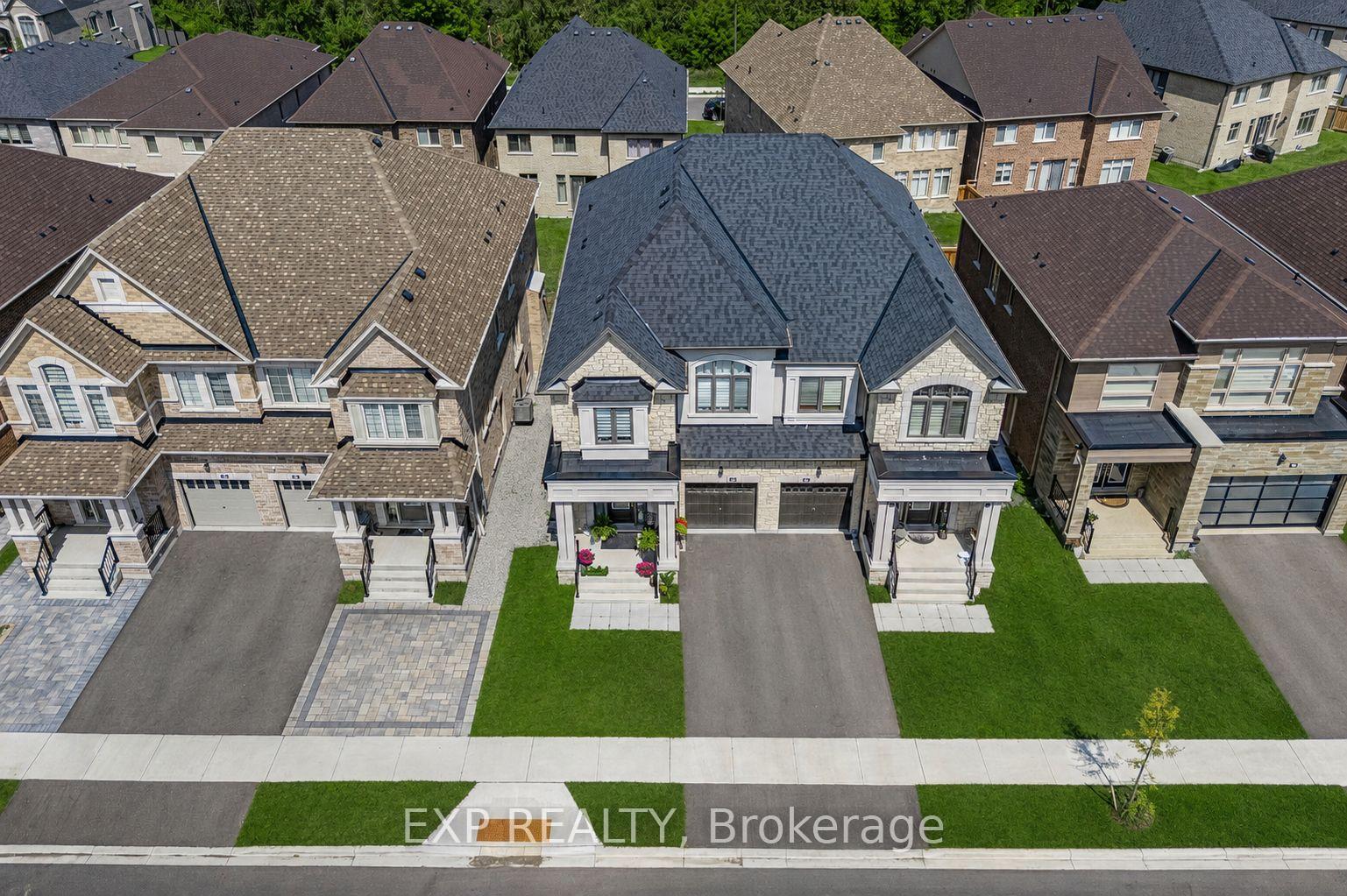 50 Kentledge Avenue N, East Gwillimbury, ON, exterior