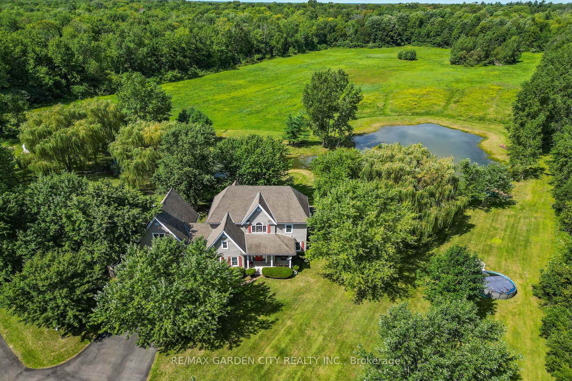 413 8th Concession Road E, Norfolk, ON, exterior